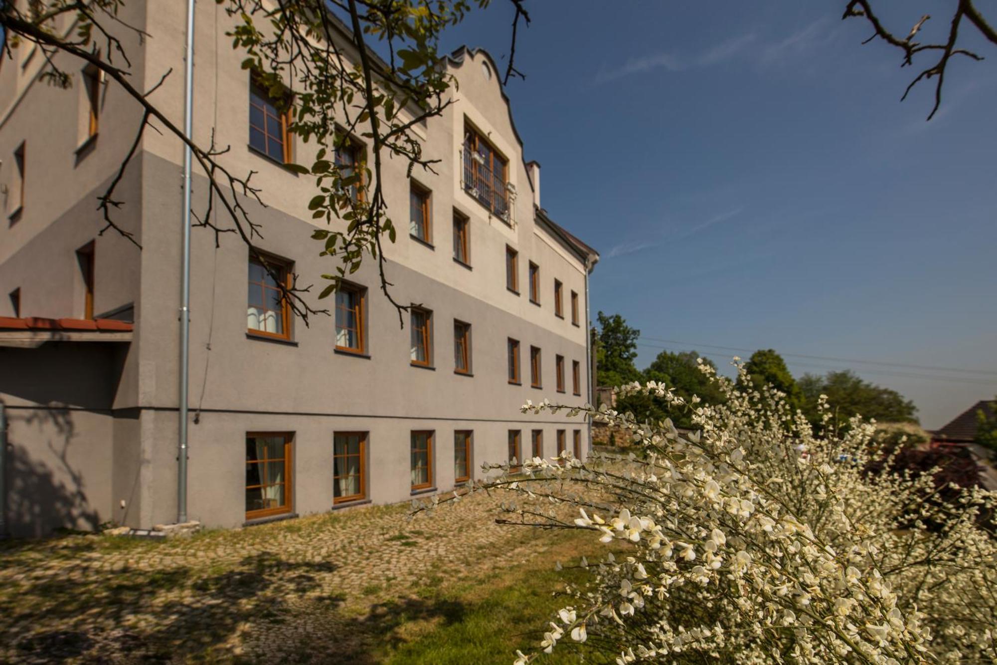 Monte Cuma Uroczysko Pod Zamkiem Grodziec Lägenhet Zagrodno Exteriör bild
